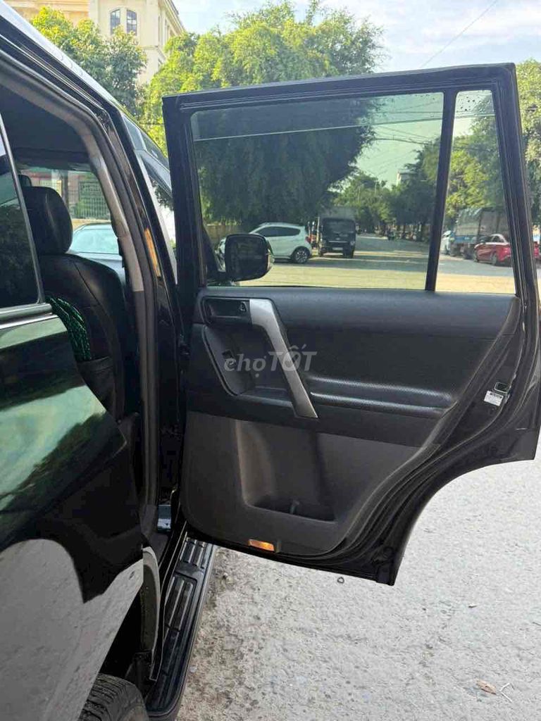 Toyota Prado 2011 TXL 2.7L - 69000 km. Mua bán Ô tô tại Thành phố Ninh Bình Ninh Bình được đăng bởi Trần Đức hình 11