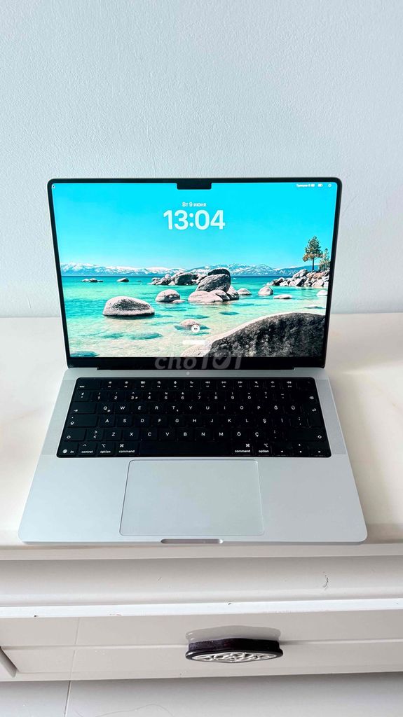 Apple MacBook Pro 14” M5 16GB/1TB Như mới. Mua bán Laptop tại Thành phố Nha Trang Khánh Hòa được đăng bởi Aleksei Ivanov hình 1