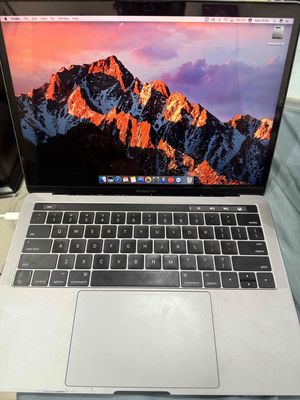 Mac Pro 2016 13-inch Touch Bar