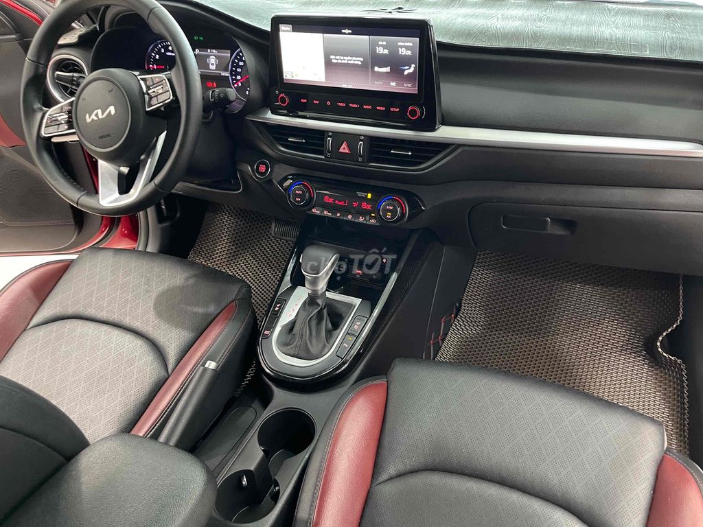 Kia K3 2022 1.6 Premium - TRẢ TRƯỚC 200 Triệu. Mua bán Ô tô tại Quận Bình Tân Tp Hồ Chí Minh được đăng bởi Huỳnh Thái Đảm hình 9