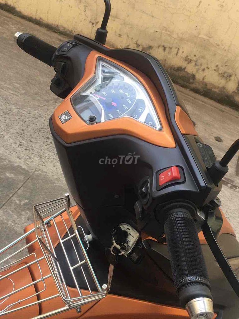 Air blade cam đen, chính chủ công chứng bstp. Mua bán Xe máy tại Quận 6 Tp Hồ Chí Minh được đăng bởi Anh phong 068 hình 4