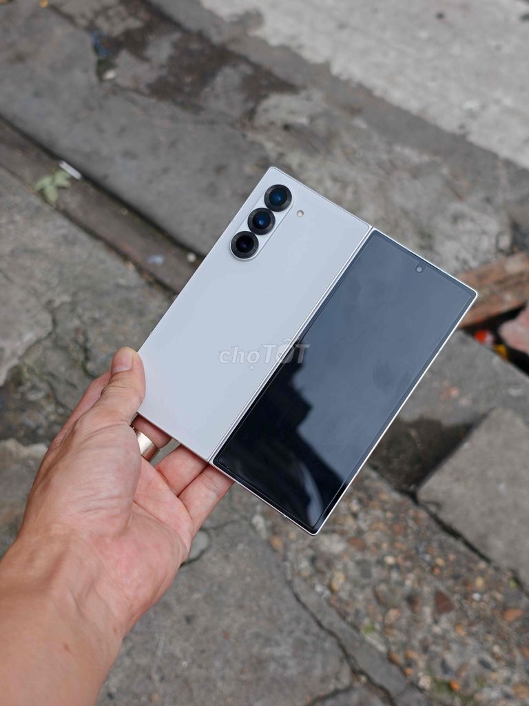 Samsung Galaxy Z Fold6 256GB Trắng Zin 100%. Mua bán Điện thoại tại Quận Đống Đa Hà Nội được đăng bởi Quý Hoàng hình 1