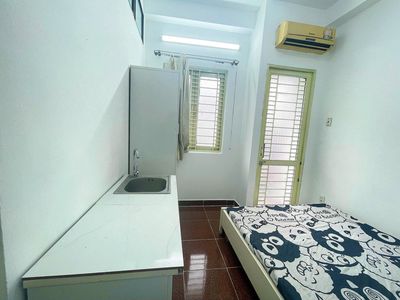 Cho thuê phòng Q1 Trần Đình Xu dọn vào ở ngay 4 triệu/tháng
