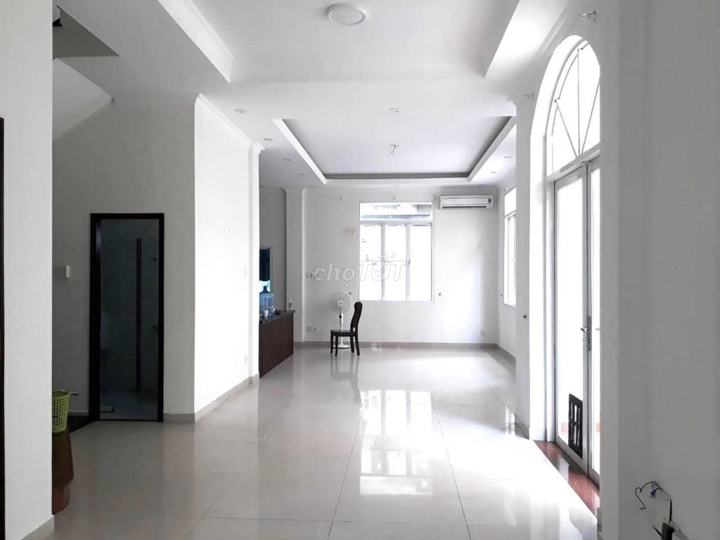 Biệt Thự 5 Lầu Khu Compound 118 Nguyễn Văn Hưởng,P.Thảo Điền,Q2