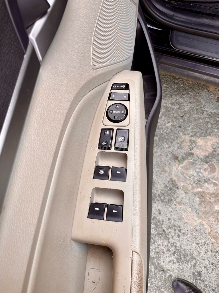 Hyundai Elantra 2019 1.6 AT - 100000 km. Mua bán Ô tô tại Thành phố Dĩ An Bình Dương được đăng bởi Siêu Thị Ô Tô Bình Dương  hình 17