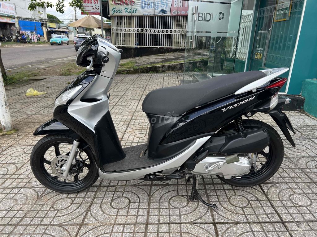 HonDa Vision chính chủ máy móc rin êm, áo quần đẹp. Mua bán Xe máy tại Thành phố Pleiku Gia Lai được đăng bởi Hải Trần hình 4