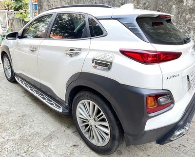 CẦN BÁN XE KONA MÀU TRẮNG TUBRO TỰ ĐỘNG 2.0