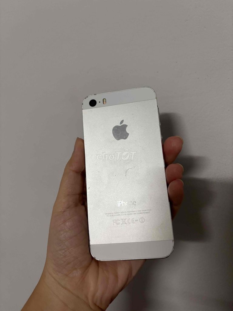 Apple iPhone 5s 16GB Bạc. Mua bán Điện thoại tại Quận 3 Tp Hồ Chí Minh được đăng bởi Kim Nhi hình 1