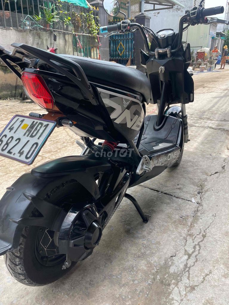 Xe máy điện DK bike chạy quá êm.. Mua bán Xe điện tại Huyện Đức Hòa Long An được đăng bởi XE MÁY CŨ LONG AN hình 2