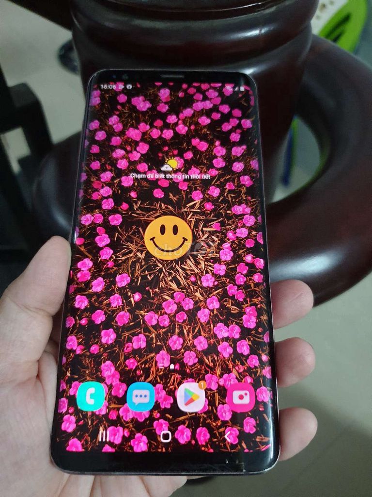 Samsung S9 Plus ram 6gb hai sim xài chữa cháy. Mua bán Điện thoại tại Quận Tân Phú Tp Hồ Chí Minh được đăng bởi Điện thoại SAMPHONE hình 1