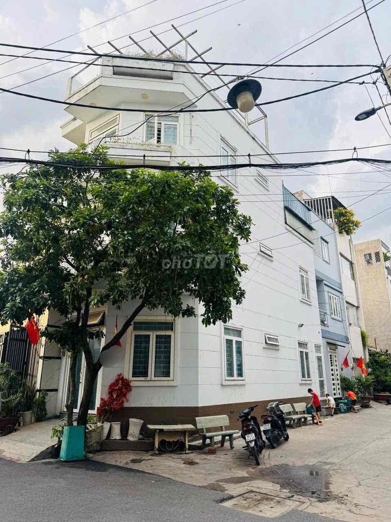 NHÀ GÓC 2 MẶT TIỀN 1/ HÀ HUY GIÁP 3PN GIÁP GÒ VẤP