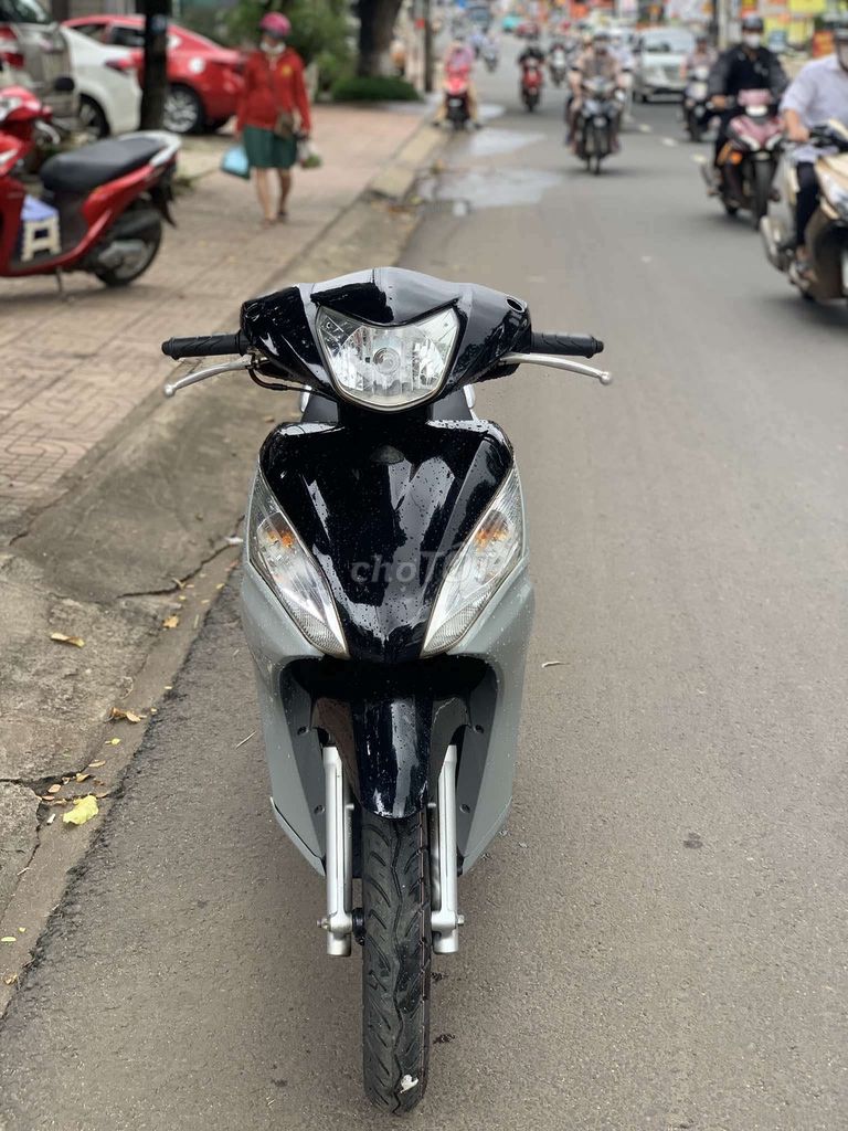 BÁN HONDA VISION PHUN XĂNG CÓ TRẢ GÓP NHANH GỌN. Mua bán Xe máy tại Thành phố Buôn Ma Thuột Đắk Lắk được đăng bởi XE MÁY ĐÔNG TÚ hình 3