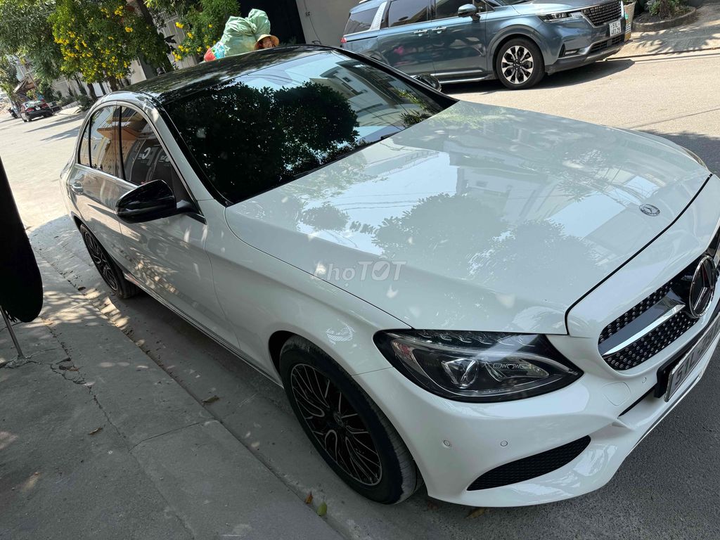 Mercedes C200 2016 màu trắng nt kem - 85000 km