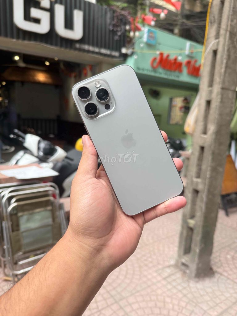 ip16prm 256gb màu tự nhiên bản vn/a giá siêu tốt. Mua bán Điện thoại tại Quận Thanh Xuân Hà Nội được đăng bởi Bùi Hiếu  H iStore hình 1