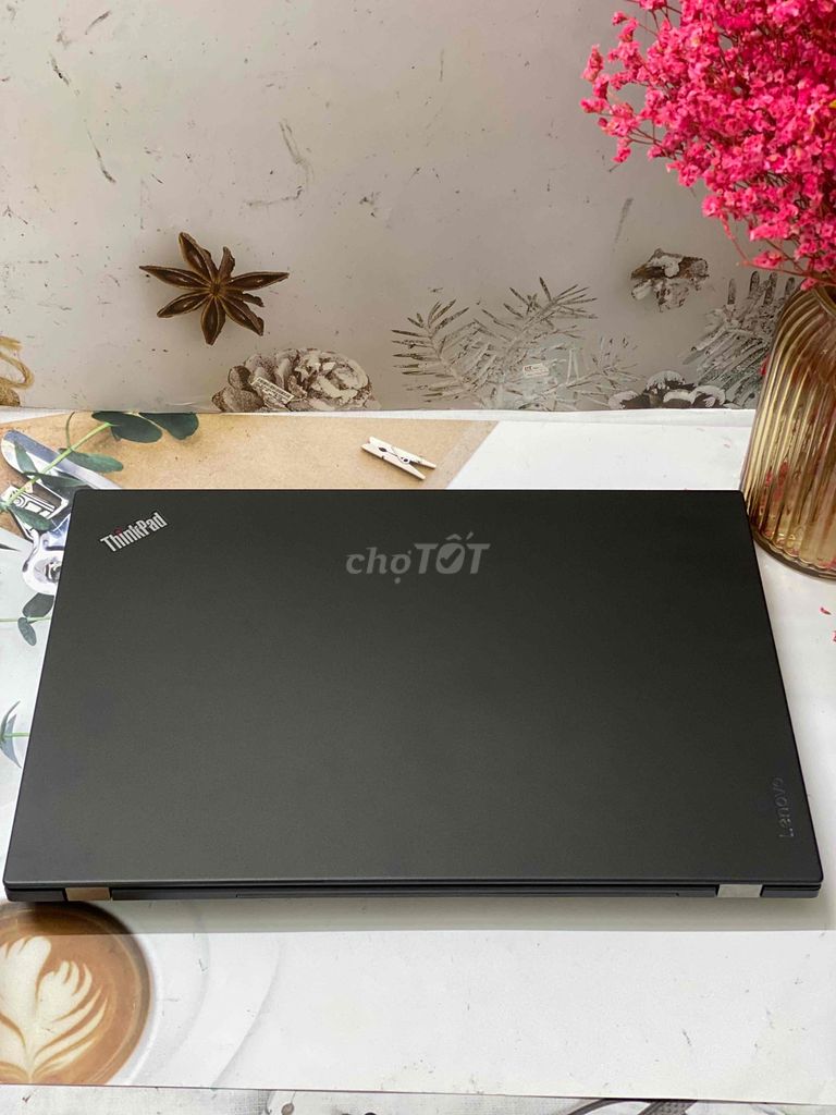 Laptop màn to có card rời i5-6300/8g/256G