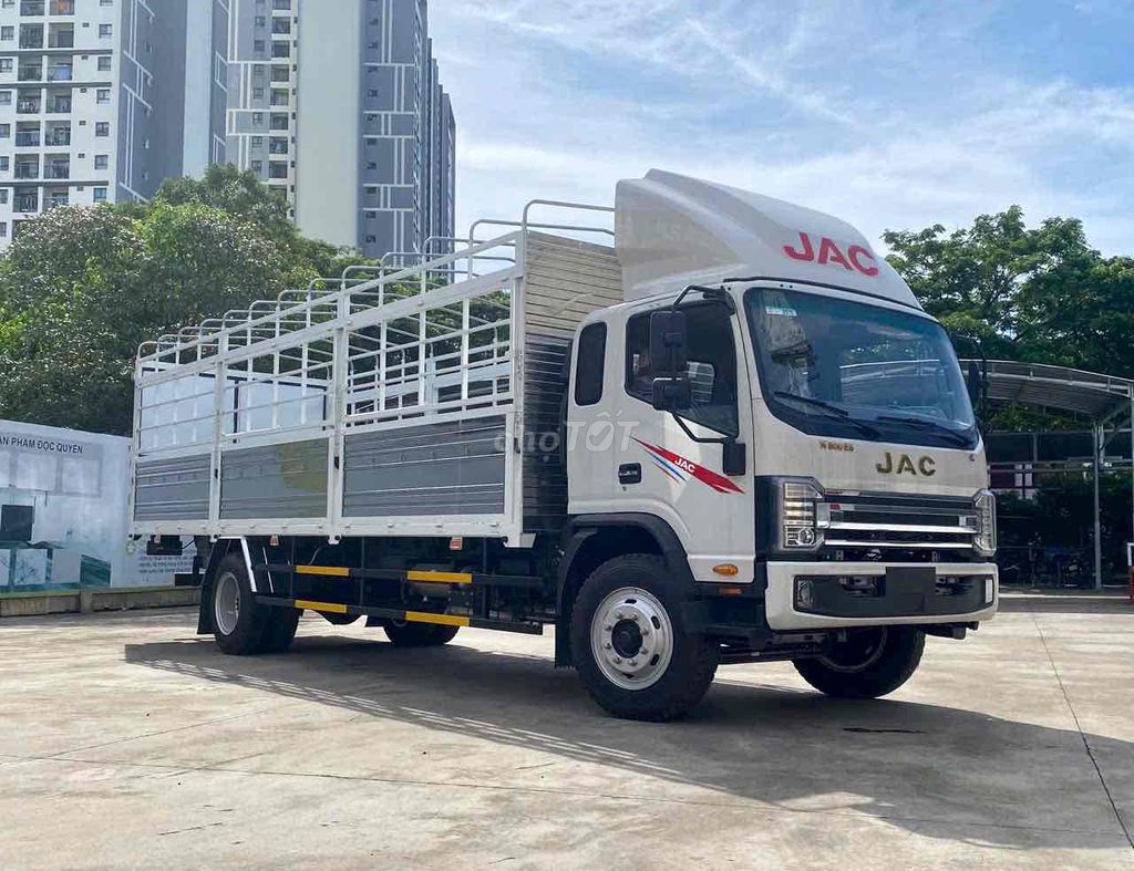 XE TẢI 8 TẤN JAC N800 PLUS SẴN XE GIAO NGAY. Mua bán Xe tải, xe ben tại Thành phố Thuận An Bình Dương được đăng bởi Xe Tải JAC Giá Tốt Nhất Thị Trường hình 3
