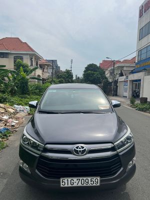 Cần bán xe Toyota Innova V