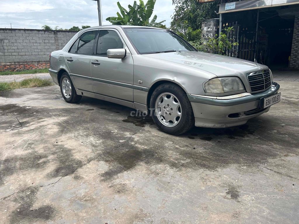 c200 số sàn. Mua bán Ô tô tại Huyện Củ Chi Tp Hồ Chí Minh được đăng bởi A Phong hình 2