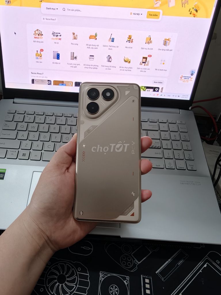 Tecno Pova 7 8/128GB Vàng 99%. FPT. Mua bán Điện thoại tại Quận Hoàng Mai Hà Nội được đăng bởi Hiếu Trần hình 1