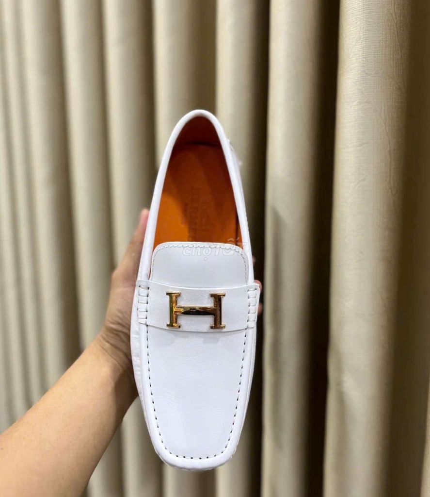 Hermes trắng