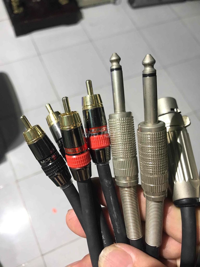 HAI BỘ DÂY TÍN HIỆU SÀI CHO MICXER MACKEY MỸ. Mua bán Tivi, Âm thanh tại Quận 5 Tp Hồ Chí Minh được đăng bởi LÂM LÊ VĂN SỸ hình 1