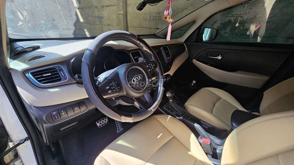 Gia đình đổi xe cần bán Rondo 2017 2.0 GAT. Mua bán Ô tô tại Quận Hải Châu Đà Nẵng được đăng bởi Hưng hình 4