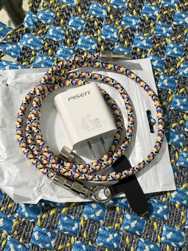 Củ sạc PISEN 45W và cáp dù siêu bền. Mua bán Phụ kiện (Màn hình, Chuột...) tại Huyện Xuân Lộc Đồng Nai được đăng bởi Phu Van hình 1