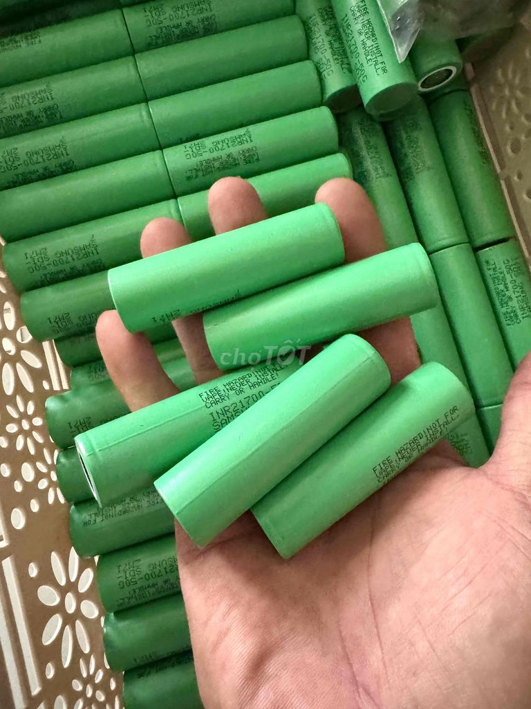 Pin sạc Samsung INR21700-50G 5000mAh tháo khối. Mua bán Phụ kiện (Màn hình, Chuột...) tại Huyện Châu Thành Bến Tre được đăng bởi Văn thanh hình 1