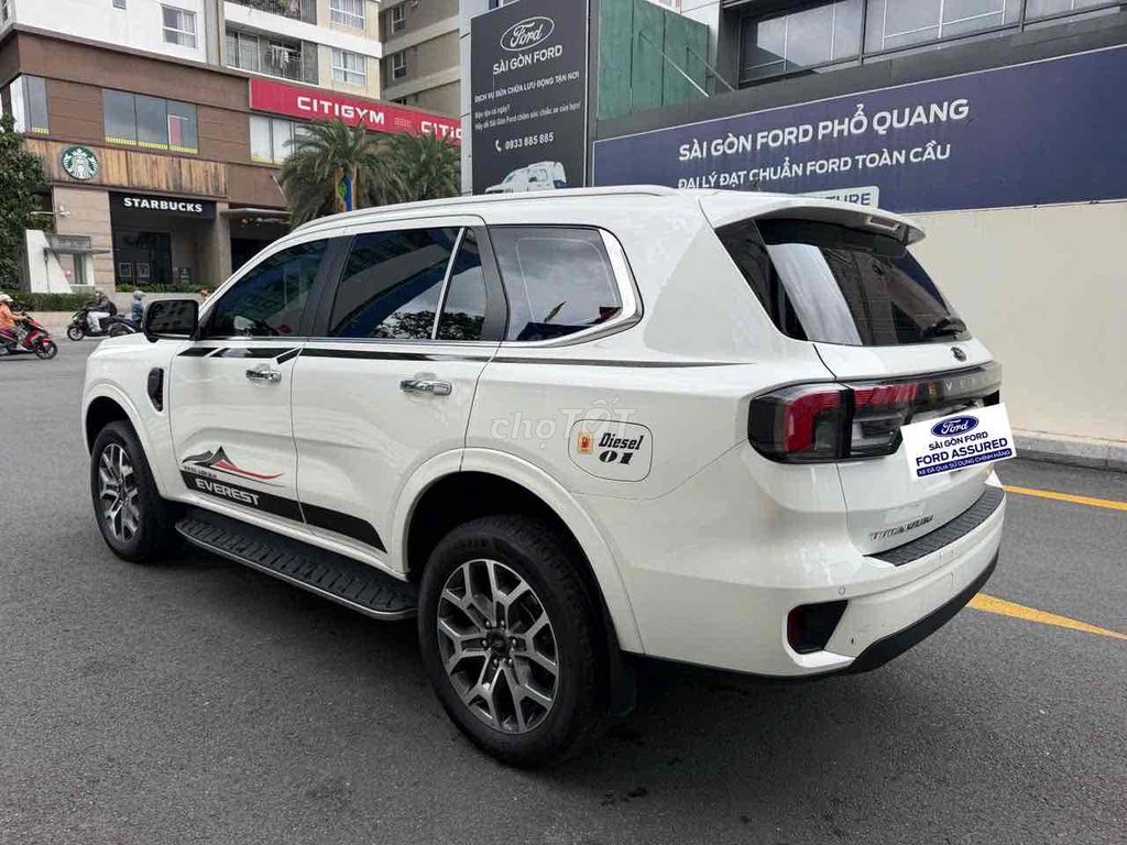 Ford Everest Titanium 4x2 2024 Официальная гарантия