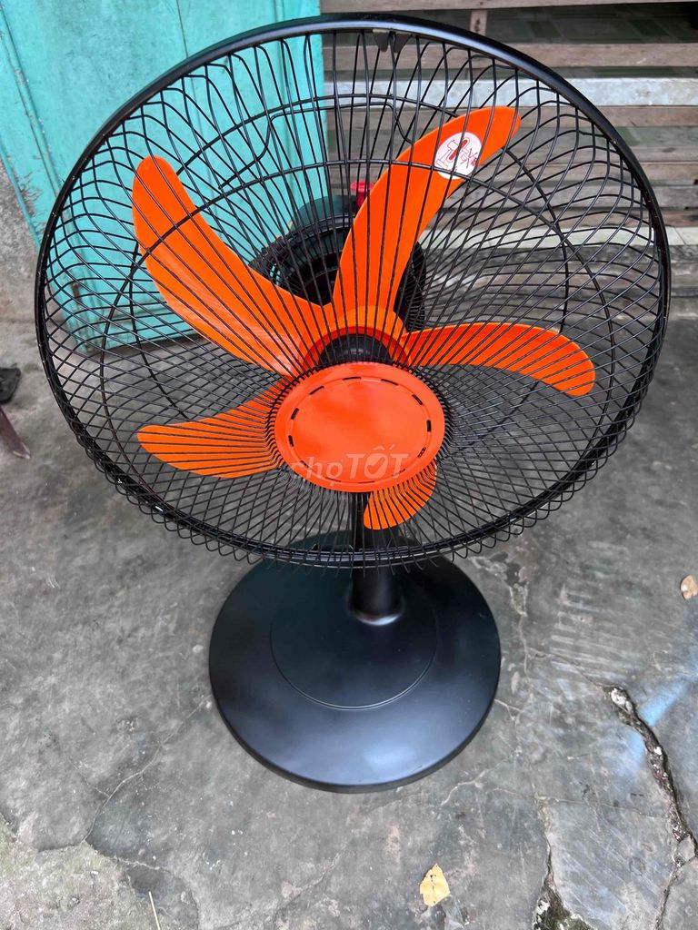 Quạt điện Đen cam. Mua bán Quạt tại Quận Cái Răng Cần Thơ được đăng bởi sang nguyễn  hình 1