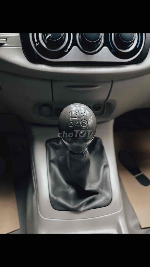 innova 2014 , 2.0E. Mua bán Ô tô tại Thị Xã Buôn Hồ Đắk Lắk được đăng bởi Nguyễn Tiến Đạt hình 8