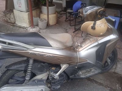 Cần bán xe ga đẹp Honda Airblade nguyên bản. Mua bán Xe máy tại Huyện Thuỷ Nguyên Hải Phòng được đăng bởi Bui khac dung 