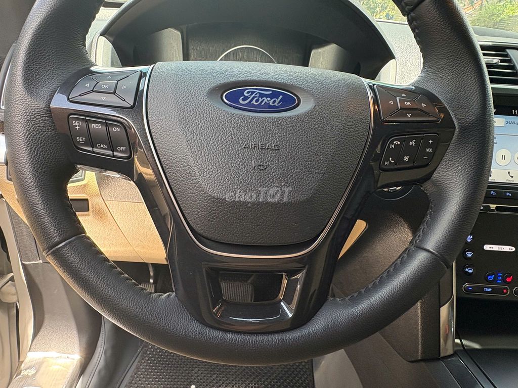 Gia đình bán Ford Explorer 2017 (Odo 29.000km). Mua bán Ô tô tại Thành phố Thủ Đức Tp Hồ Chí Minh được đăng bởi Trần Quốc Vũ hình 9