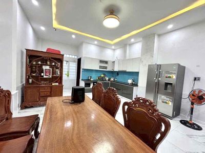 Rent · 4 bd · 100 м² · Quận Hải Châu, ул. Đường Tố Hữu