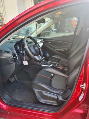 Mazda 2 2015 Đỏ 124.197 km