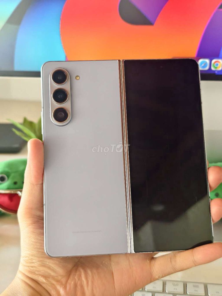 Samsung Galaxy Z Fold 5 512GB Zin nguyên bản. Mua bán Điện thoại tại Quận Liên Chiểu Đà Nẵng được đăng bởi Minh Hiệp CócXanhMobile hình 1
