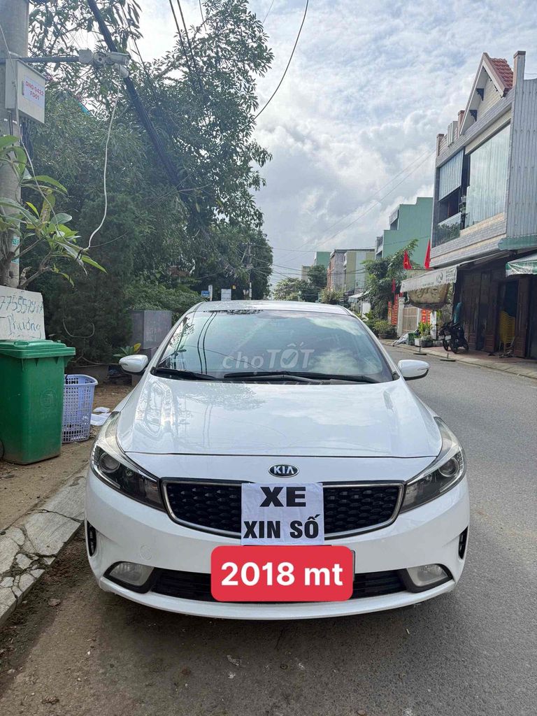 Kia Cerato 2018 SX Số sàn Trắng. Mua bán Ô tô tại Quận Liên Chiểu Đà Nẵng được đăng bởi Bo auto xe lướt đà nẵng  hình 4