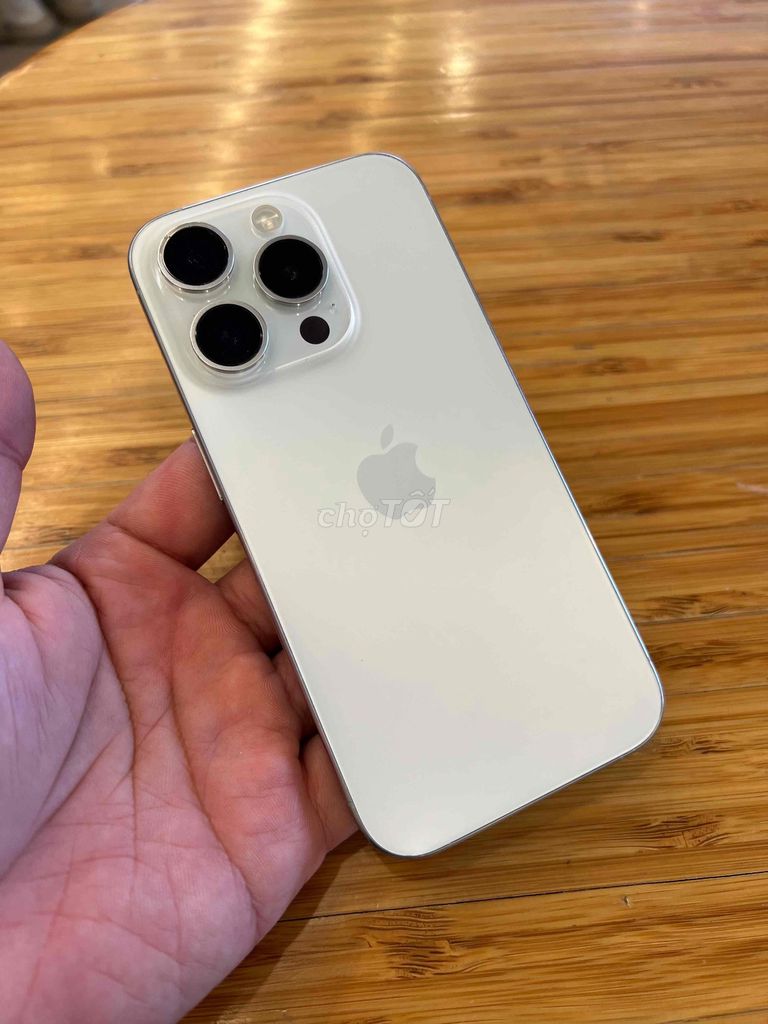 iPhone 15 Pro 128GB Titan Trắng Mỹ 98%. Mua bán Điện thoại tại Thành phố Long Xuyên An Giang được đăng bởi Lâm Vĩnh Anh Apple Service hình 1