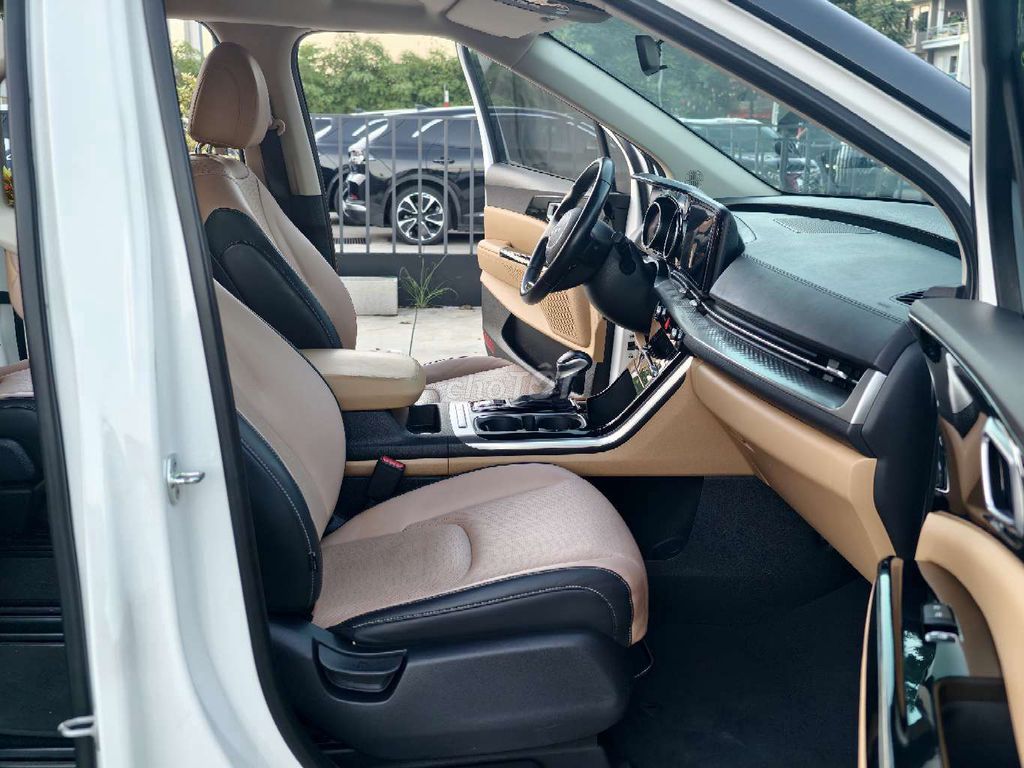 KIA CANIVAL 2022 MÁY DẦU MÀU TRẮNG LUXURY. Mua bán Ô tô tại Quận Long Biên Hà Nội được đăng bởi BON AUTO hình 10