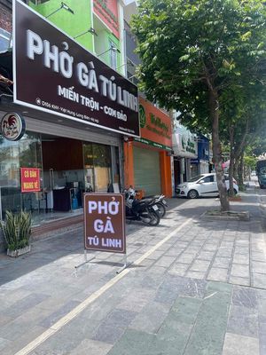 Sang nhượng Quán Phở 120 m2 kđt Việt Hưng