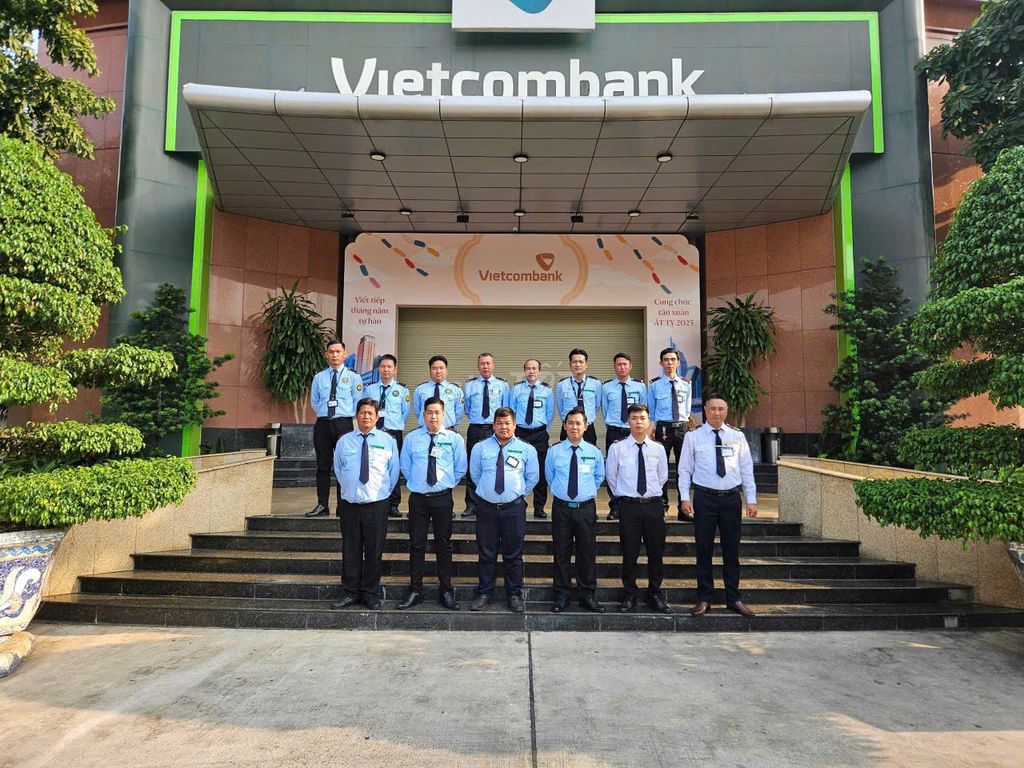 Tuyển bảo vệ ngân hàng Vietcombank Quận 1. Việc làm Bảo vệ tại Quận 1 Tp Hồ Chí Minh được đăng bởi Nguyễn Linh  hình 1
