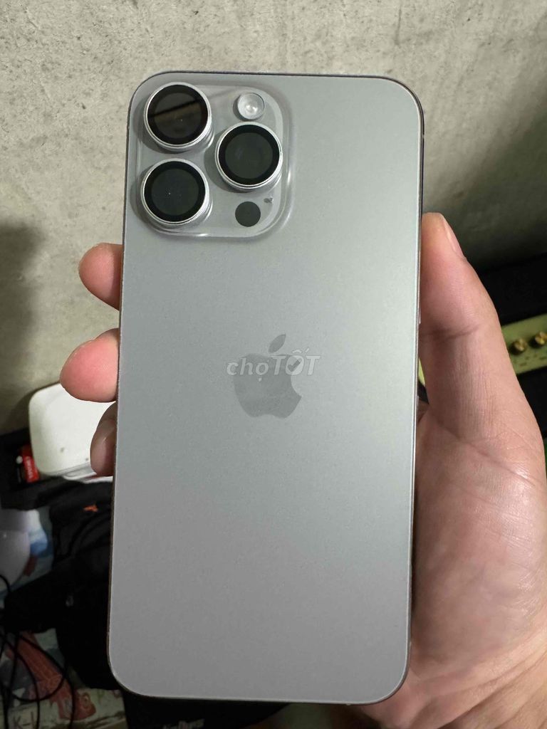 Apple iPhone 15 Pro Max lock 256GB Xám. Mua bán Điện thoại tại Quận Hải An Hải Phòng được đăng bởi Quan hình 1