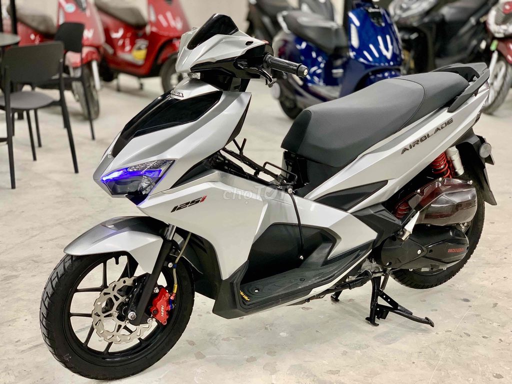 Air Blade 125 2018 BSTP – Kiểng Nhẹ Đẹp Giá Tốt. Mua bán Xe máy tại Thành phố Thủ Đức Tp Hồ Chí Minh được đăng bởi iMotorbike Khương Phan hình 19