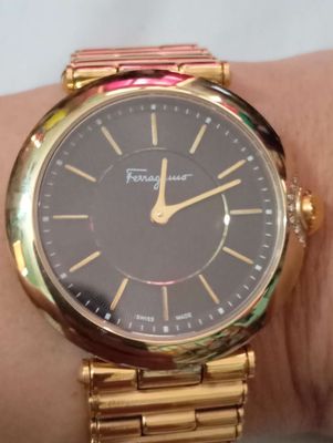đồng hồ Salvatore Ferragamo,swiss made,unisex,pin. Mua bán Đồng hồ tại Quận Phú Nhuận Tp Hồ Chí Minh được đăng bởi Hoang