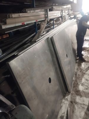 cần tuyển thợ hàn sắt và inox. Việc làm tại Thành phố Thuận An Bình Dương được đăng bởi freda hình 1