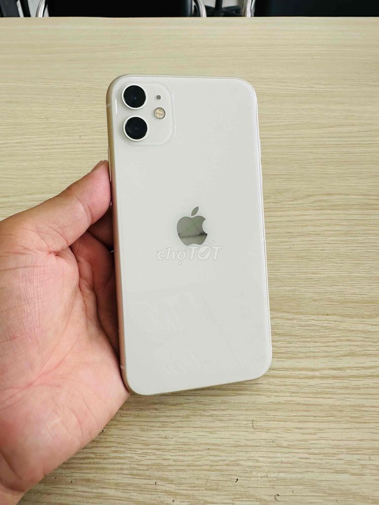Apple iPhone 11 128GB Trắng Đã dùng. Mua bán Điện thoại tại Thành phố Rạch Giá Kiên Giang được đăng bởi Mã phong  hình 1