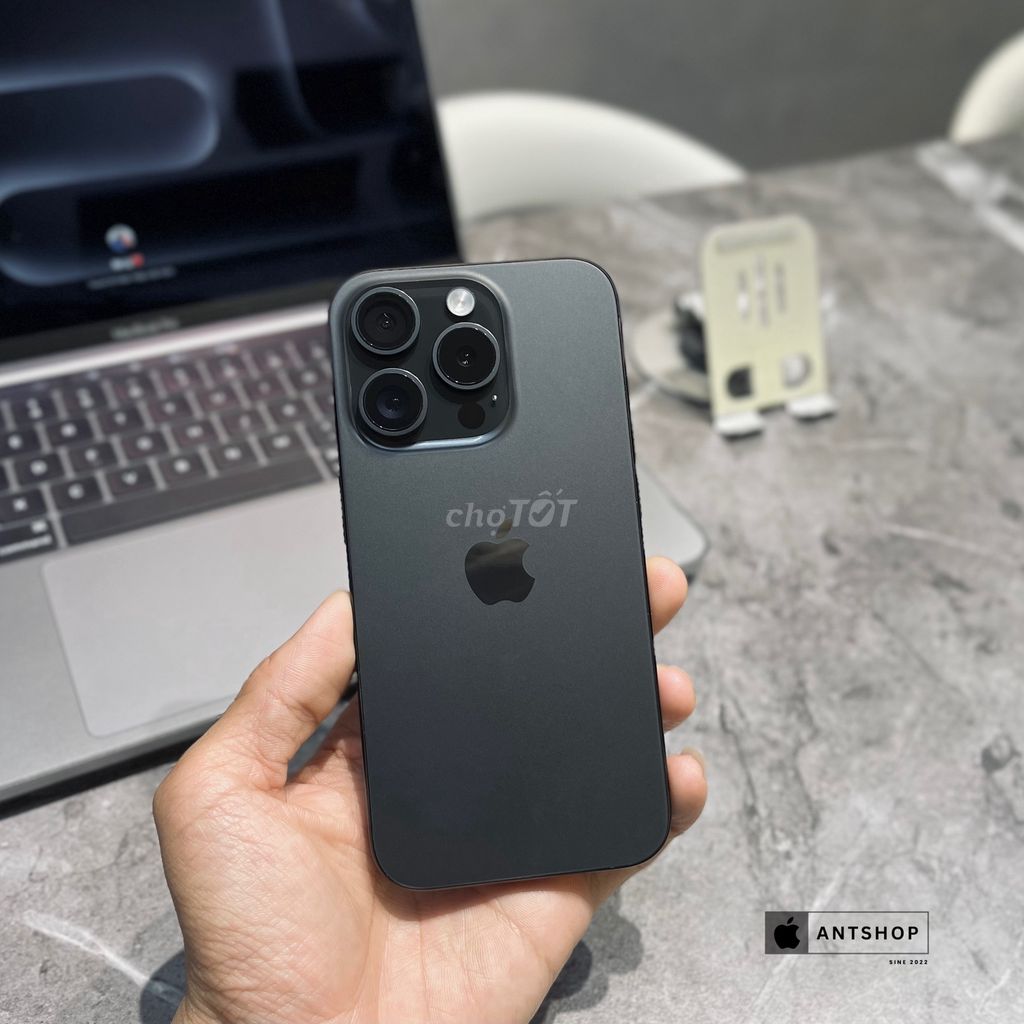 𝐢𝐏𝐡𝐨𝐧𝐞 15 Pro 128GB Titan Đen (Pin zin 100%)