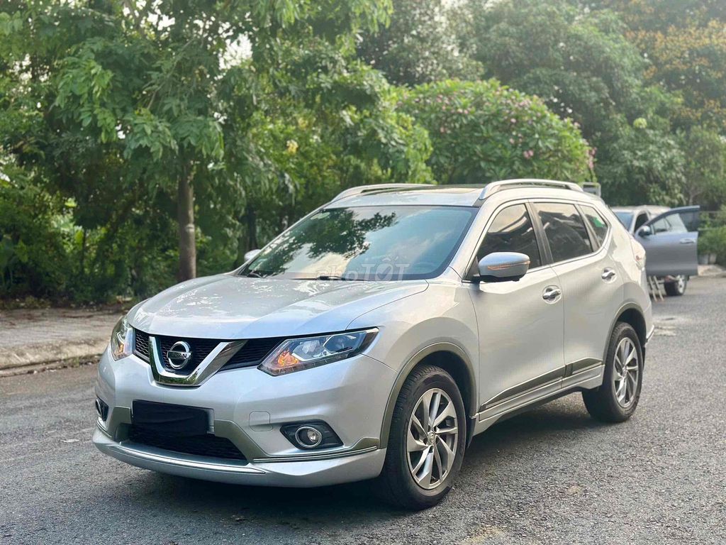 Nissan X-Trail 2018 2.0 4WD Серебристый 78 000 км