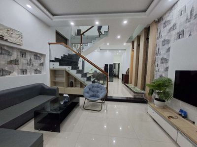 Аренда · 3 комн. · 80 м² · Quận Ngũ Hành Sơn, ул. Đường Nguyễn Xiển
