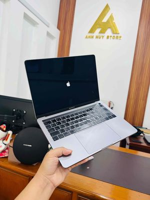 MacBook Pro 2018 i5/8Gb/512Gb đẹp 98% 🤩🤩. Mua bán Laptop tại Quận Ninh Kiều Cần Thơ được đăng bởi ĐIỆN THOẠI LAPTOP ANH HUY